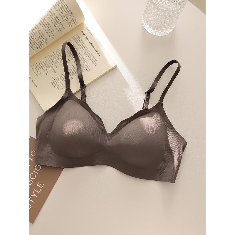 One-piece steel-free water drop cup bra comfortable and breathable simple glossy design seamless invisible collar underwear women xl (for 38abc) темно-сірий
One-piece steel-free water drop cup bra comfortable and breathable simple glossy design seamless invisible collar underwear women xl (for 38abc) темно-сірий