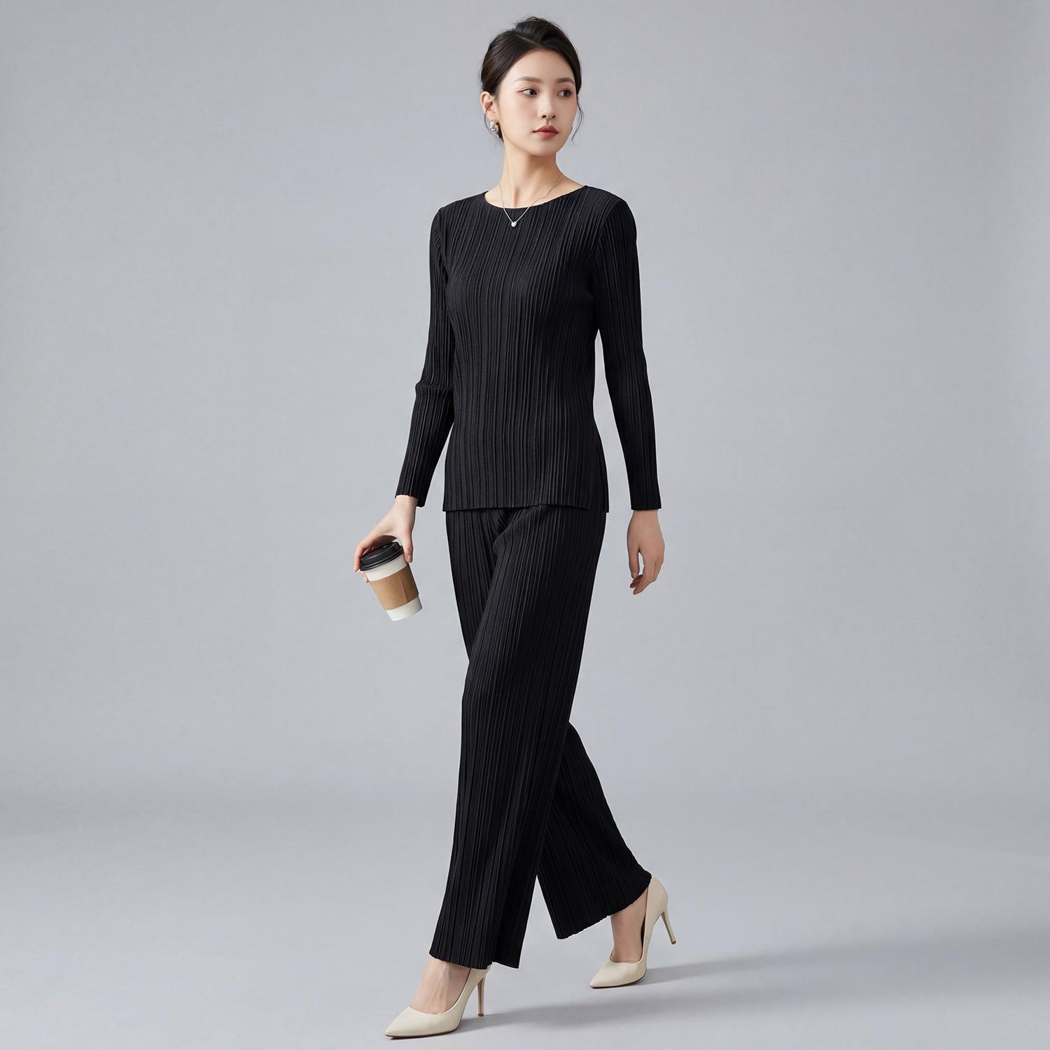Women s High-End Round Neck Long Sleeve T-Shirt and Straight Leg Pants Two-Piece Set - Miyake Fashion Suit Top only чорний
Women s High-End Round Neck Long Sleeve T-Shirt and Straight Leg Pants Two-Piece Set - Miyake Fashion Suit Top only чорний