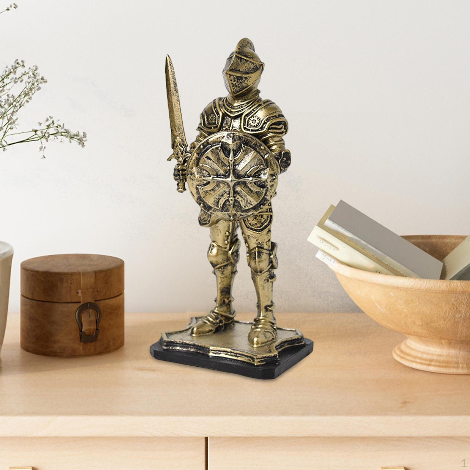Статуя рыцаря Элегантный акцент домашнего декора золотой
Статуя рыцаря Элегантный акцент домашнего декора золотой
