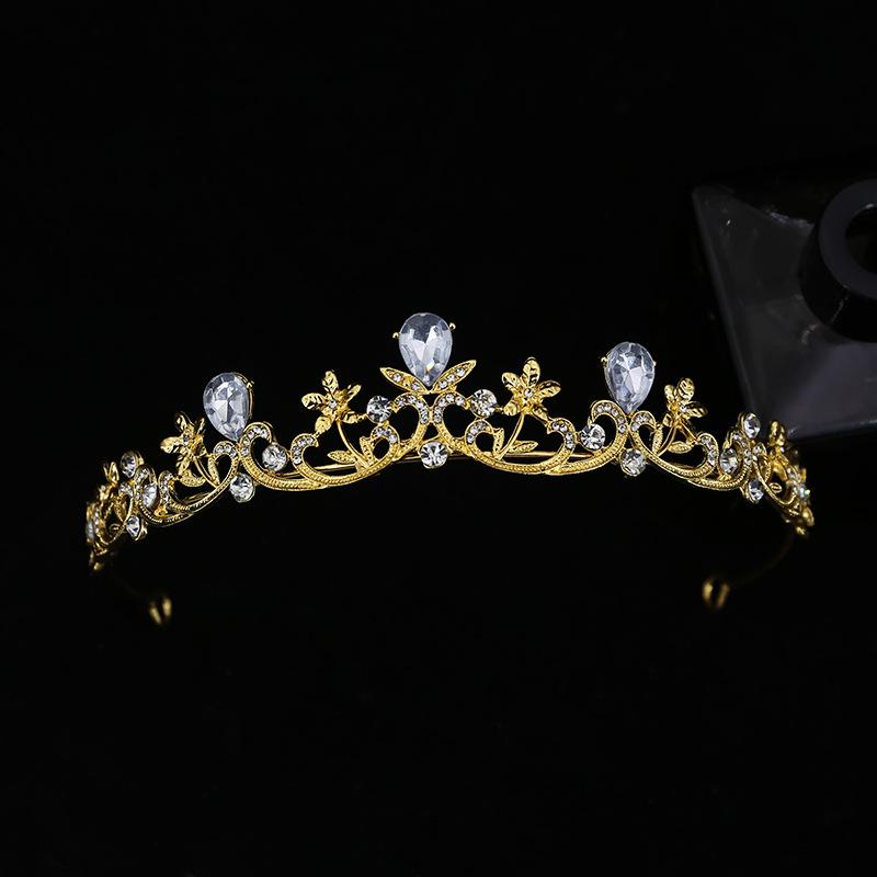 Корейская фея свадебная тиара свадьба день рождения вечеринка цветок венок представление ведущий сплав простая корона тиара
Корейская фея свадебная тиара свадьба день рождения вечеринка цветок венок представление ведущий сплав простая корона тиара