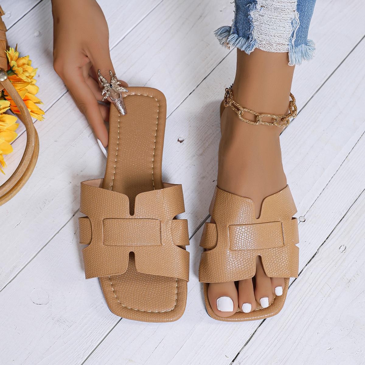 Черные кожаные женские тапочки с открытым каблуком, сандалии на плоской подошве, пляжная обувь, обувь для пары, повседневная обувь 36
Черные кожаные женские тапочки с открытым каблуком, сандалии на плоской подошве, пляжная обувь, обувь для пары, повседневная обувь 36