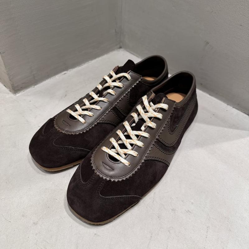 Sneakers Leather Forrest Gump Shoes Women Casual High quality Retro Lace-up German Training Flat Shoes Women 41 кавовий
Sneakers Leather Forrest Gump Shoes Women Casual High quality Retro Lace-up German Training Flat Shoes Women 41 кавовий