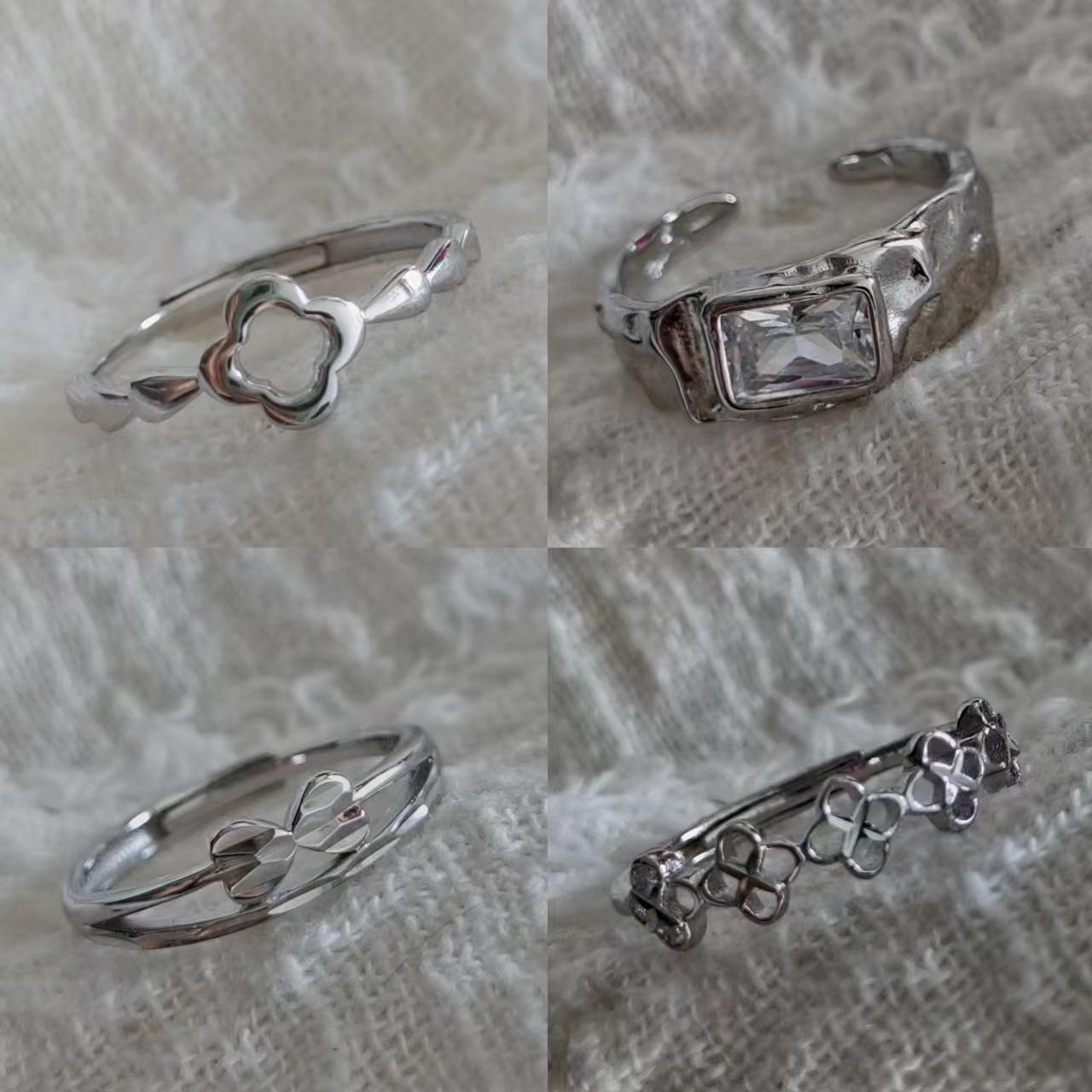 Sterling Silver Four-Leaf Clover Zircon Ring - Simple, Elegant Niche Design Adjustable Open Size
Sterling Silver Four-Leaf Clover Zircon Ring - Simple, Elegant Niche Design Adjustable Open Size
