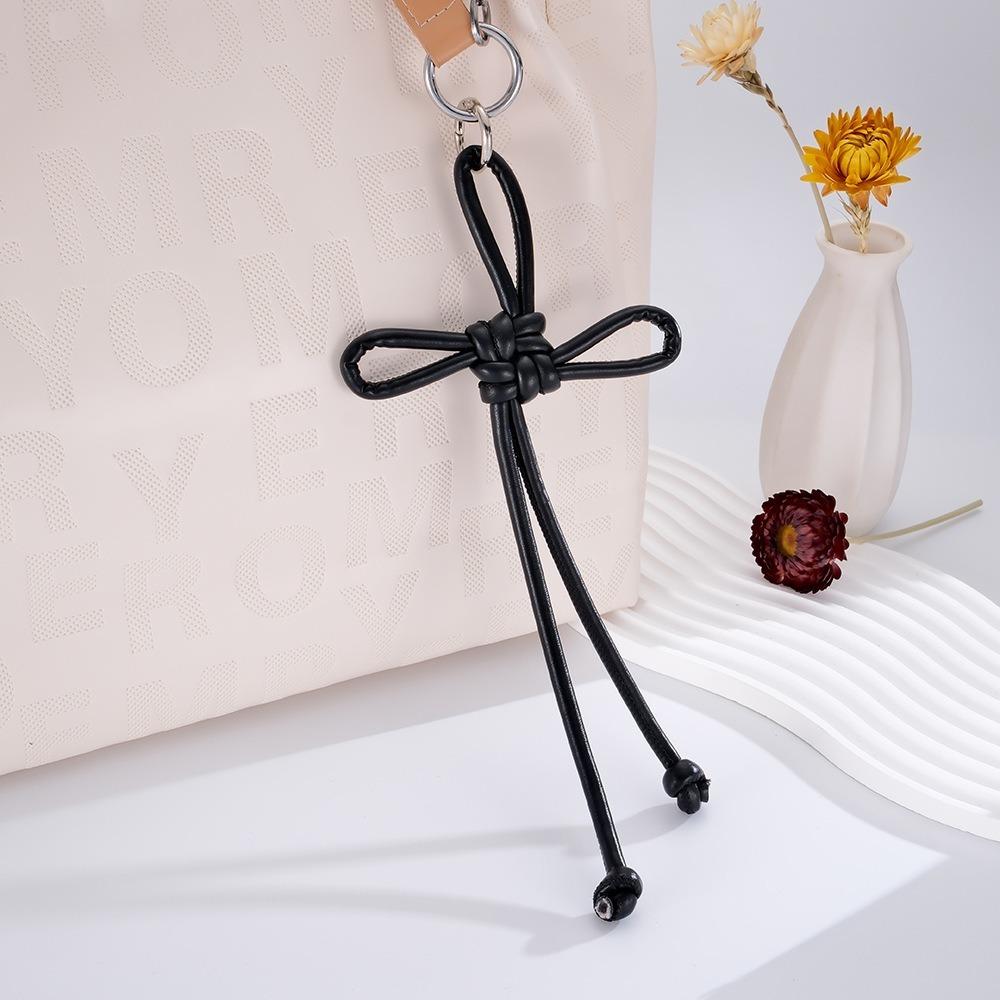 Fashion PU Leather Braided Rope Keychain DIY Braided Knot Bag Pendant Car Trinket Keyring Men чёрный
Fashion PU Leather Braided Rope Keychain DIY Braided Knot Bag Pendant Car Trinket Keyring Men чёрный