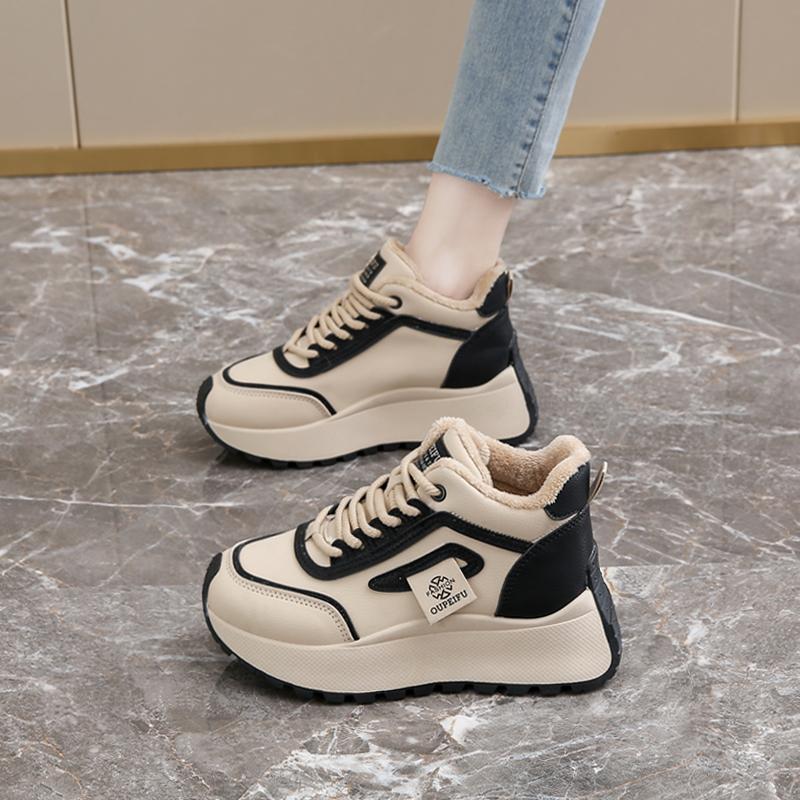 Fleece and thicker sports shoes, new thick soft-soled warm casual cotton shoes in winter 34 чёрный
Fleece and thicker sports shoes, new thick soft-soled warm casual cotton shoes in winter 34 чёрный