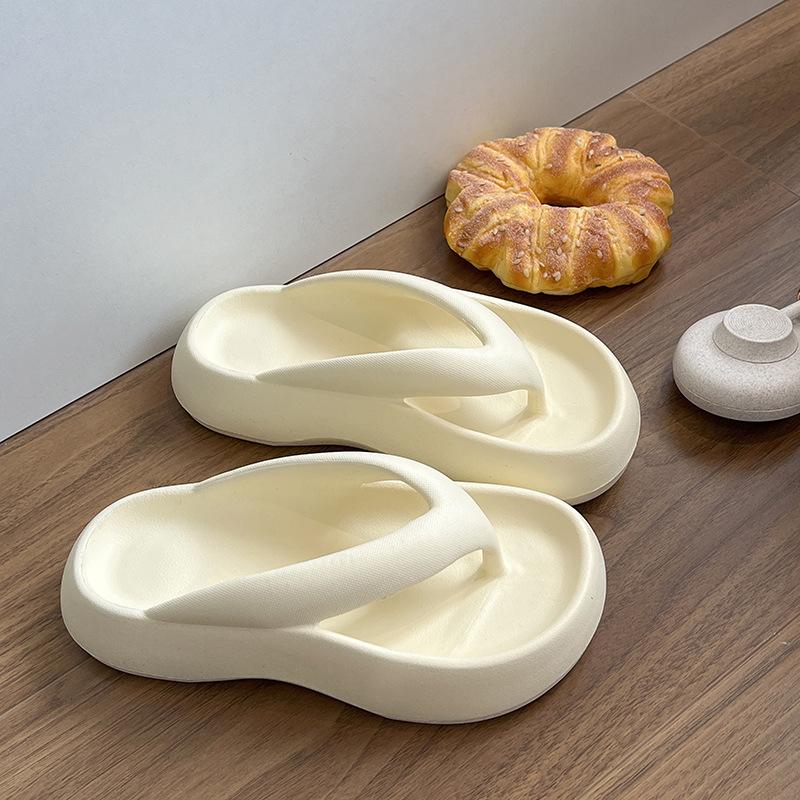 Женские модные корейские шлепанцы на толстой мягкой подошве для летней пляжной носки 38/39
Женские модные корейские шлепанцы на толстой мягкой подошве для летней пляжной носки 38/39