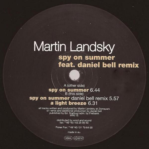 12-дюймовая пластинка MARTIN LANDSKY - Spy On Summer PFR14 Poker Flat Reco 2001 Германия Танцевальная и Электронная Б/У
12-дюймовая пластинка MARTIN LANDSKY - Spy On Summer PFR14 Poker Flat Reco 2001 Германия Танцевальная и Электронная Б/У