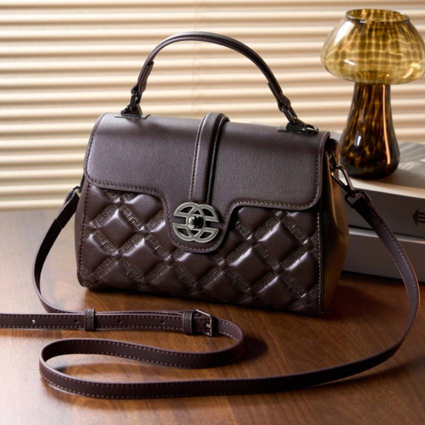 Сумка кроссбоди из натуральной кожи через плечо для женщин, женская сумка-мессенджер известного бренда, элегантная сумка-тоут для леди, классика кофейный
Сумка кроссбоди из натуральной кожи через плечо для женщин, женская сумка-мессенджер известного бренда, элегантная сумка-тоут для леди, классика кофейный