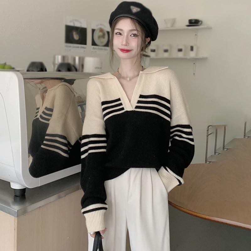 Женский свитер в полоску, повседневный, с отложным воротником One Size
Женский свитер в полоску, повседневный, с отложным воротником One Size