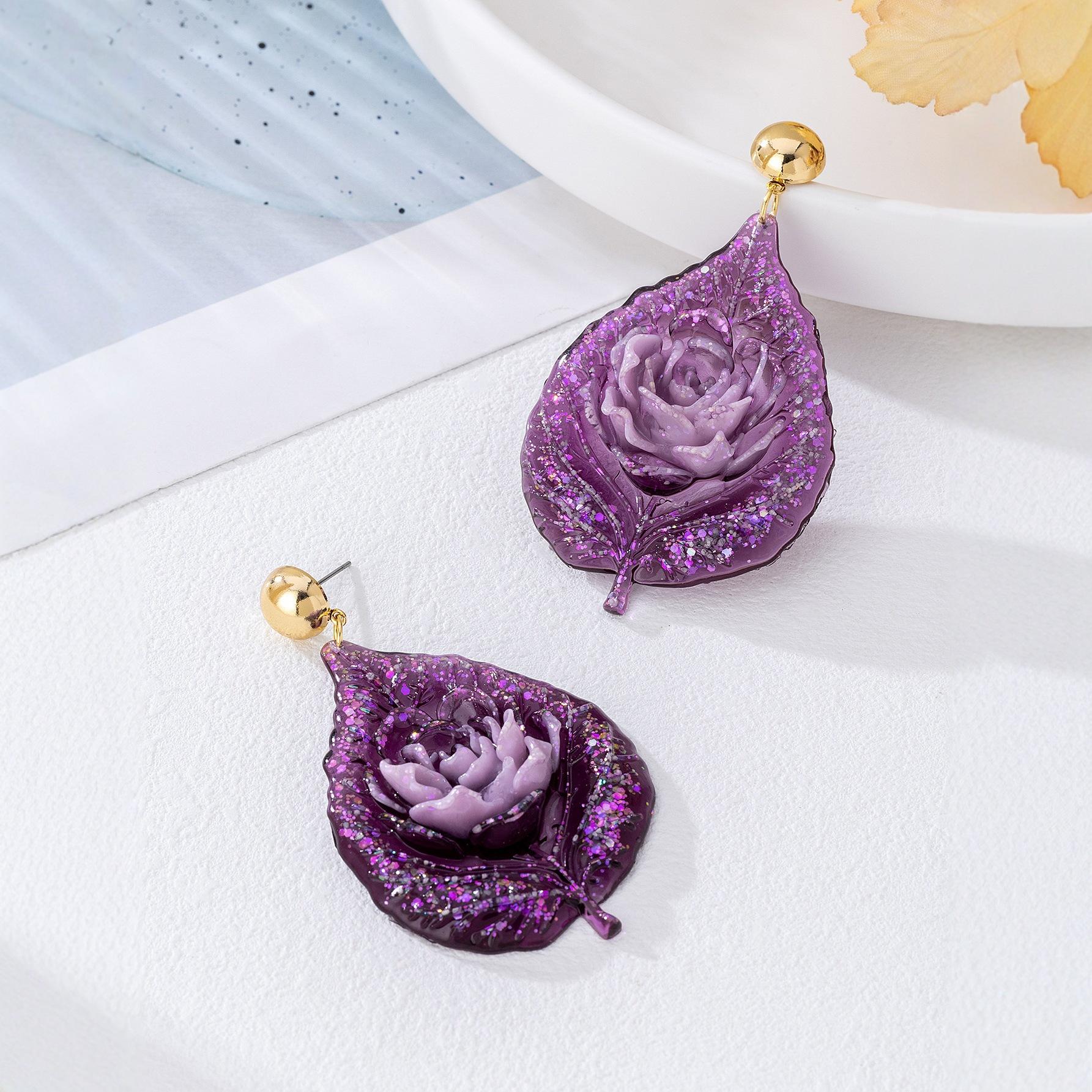 Модні сережки-краплі для жіночих прикрас фіолетовий
Модні сережки-краплі для жіночих прикрас фіолетовий