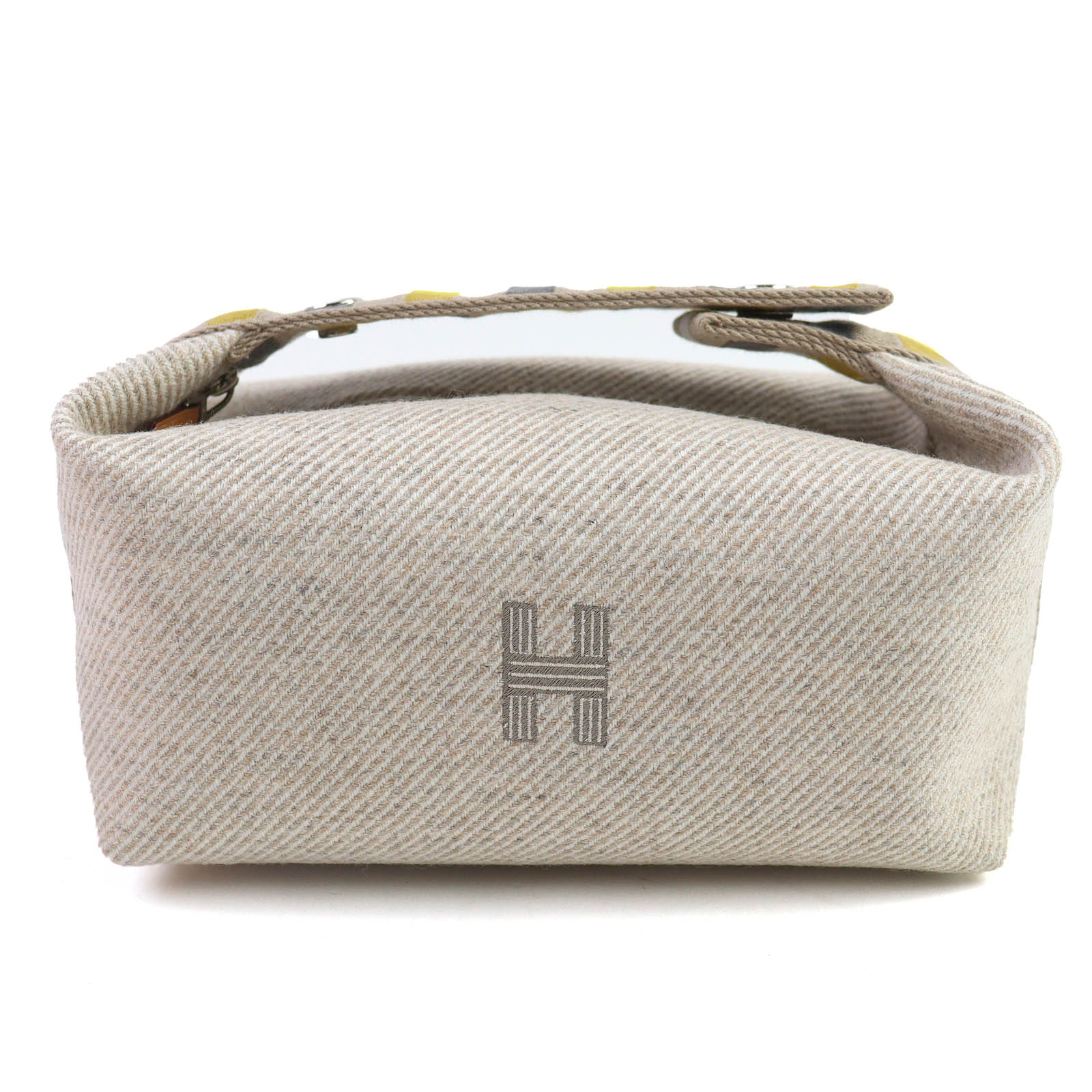 Pristine HERMES Pouch BRIDE A BLACK PM OC Serie Button Handbag wool Women Used
Pristine HERMES Pouch BRIDE A BLACK PM OC Serie Button Handbag wool Women Used