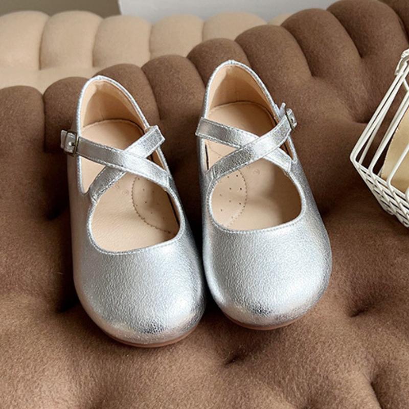 Girls Princess Shoes Spring/autumn New Korean Cross Elastic Little Girl Silver Dance Performance Shoes Children s Leather Shoes -Insole20.6cm серебряный
Girls Princess Shoes Spring/autumn New Korean Cross Elastic Little Girl Silver Dance Performance Shoes Children s Leather Shoes -Insole20.6cm серебряный