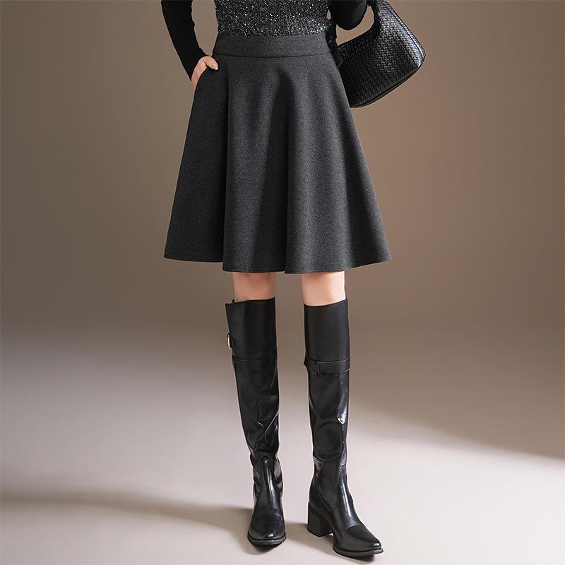 Flowing Pleated A-line Skirt: High-Waisted, Slim-Fit, Large Hem, Winter 2025 Collection 2XL серый
Flowing Pleated A-line Skirt: High-Waisted, Slim-Fit, Large Hem, Winter 2025 Collection 2XL серый
