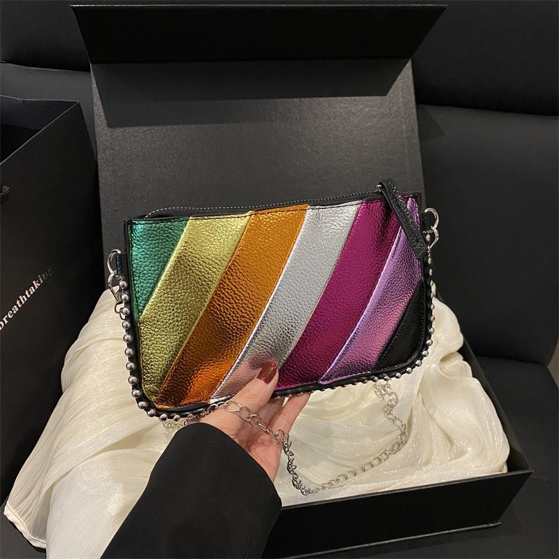 Rainbow Striped Shoulder Bag Women S Handbag Fashionable Lightweight Crossbody Bag Phone Bag With Chain Strap чёрный
Rainbow Striped Shoulder Bag Women S Handbag Fashionable Lightweight Crossbody Bag Phone Bag With Chain Strap чёрный