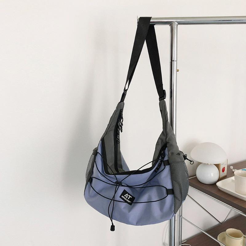 Crossbody bag men s leisure large-capacity simple college student backpack men s and women s outdoor leisure shoulder women s simple fashion bag синій
Crossbody bag men s leisure large-capacity simple college student backpack men s and women s outdoor leisure shoulder women s simple fashion bag синій