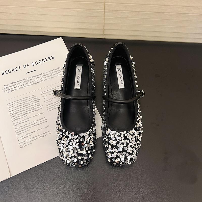 Французские туфли Мэри Джейн женские 2025 весна новые с мелким вырезом одинарные туфли женские юбка сверкающие пайетки внутренняя танкетка балетки 39 серебряный
Французские туфли Мэри Джейн женские 2025 весна новые с мелким вырезом одинарные туфли женские юбка сверкающие пайетки внутренняя танкетка балетки 39 серебряный