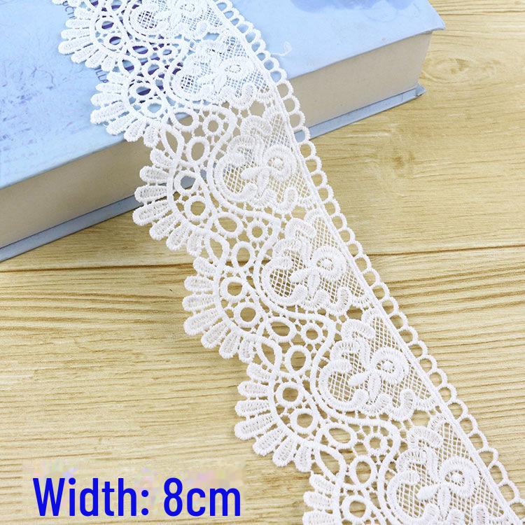 Плотная водорастворимая кружевная вышивка из молочного шелка для юбок и рукавов 8 cm wide белый
Плотная водорастворимая кружевная вышивка из молочного шелка для юбок и рукавов 8 cm wide белый