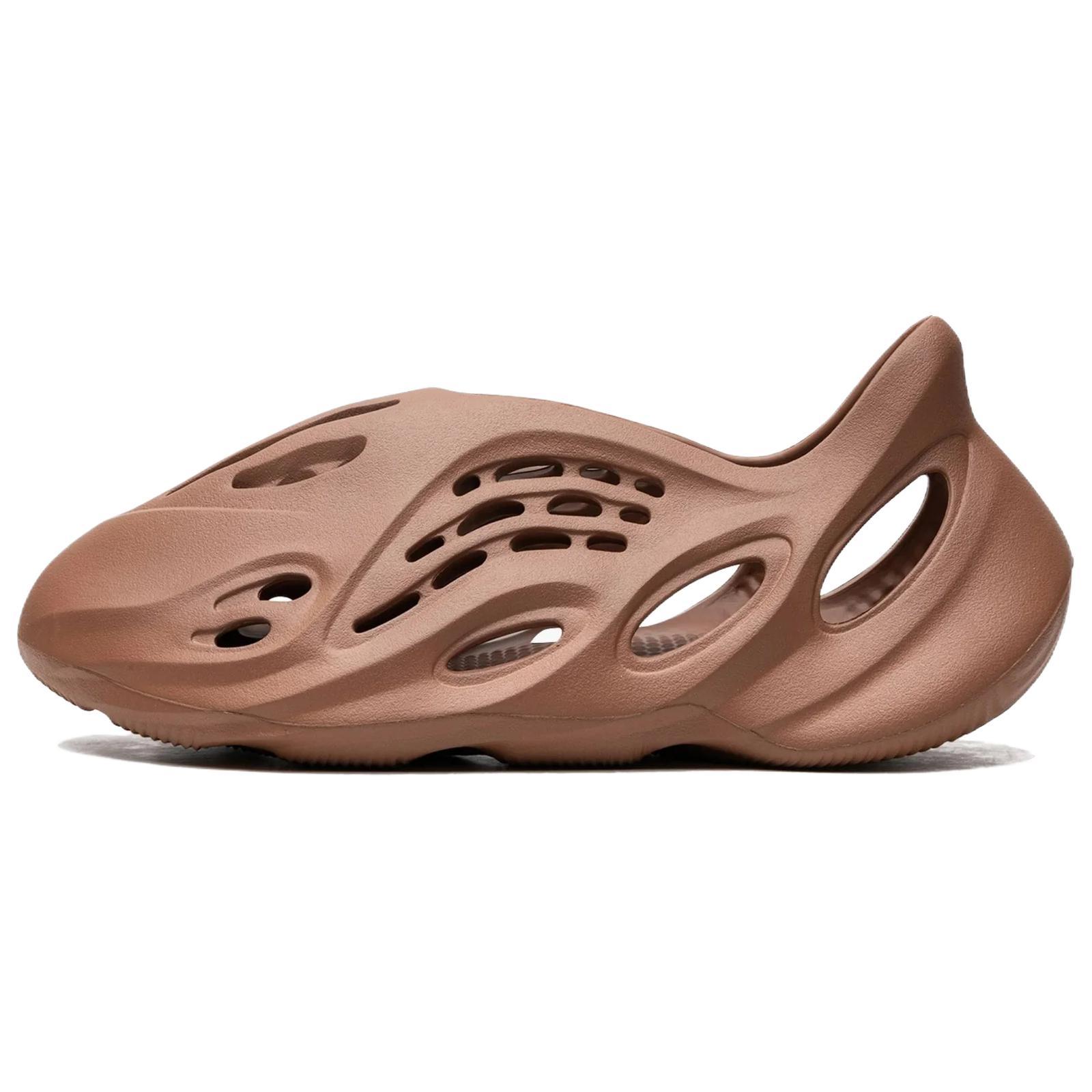 Новые Adidas Originals Yeezy Foam Rnr Clay Red HP5335 51
Новые Adidas Originals Yeezy Foam Rnr Clay Red HP5335 51