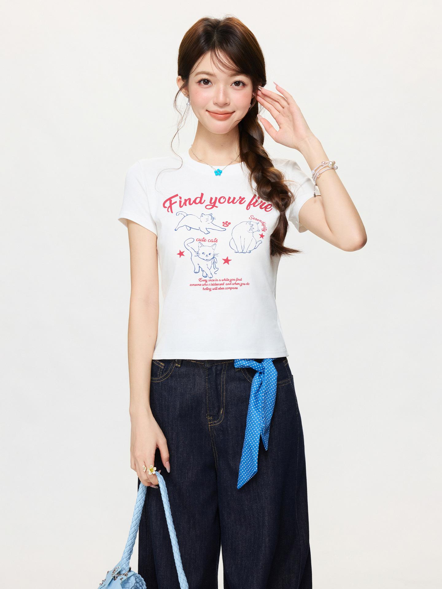 White Korean cat print front shoulder short-sleeved t-shirt women s summer new slim-fit crew neck age-reducing top S белый
White Korean cat print front shoulder short-sleeved t-shirt women s summer new slim-fit crew neck age-reducing top S белый
