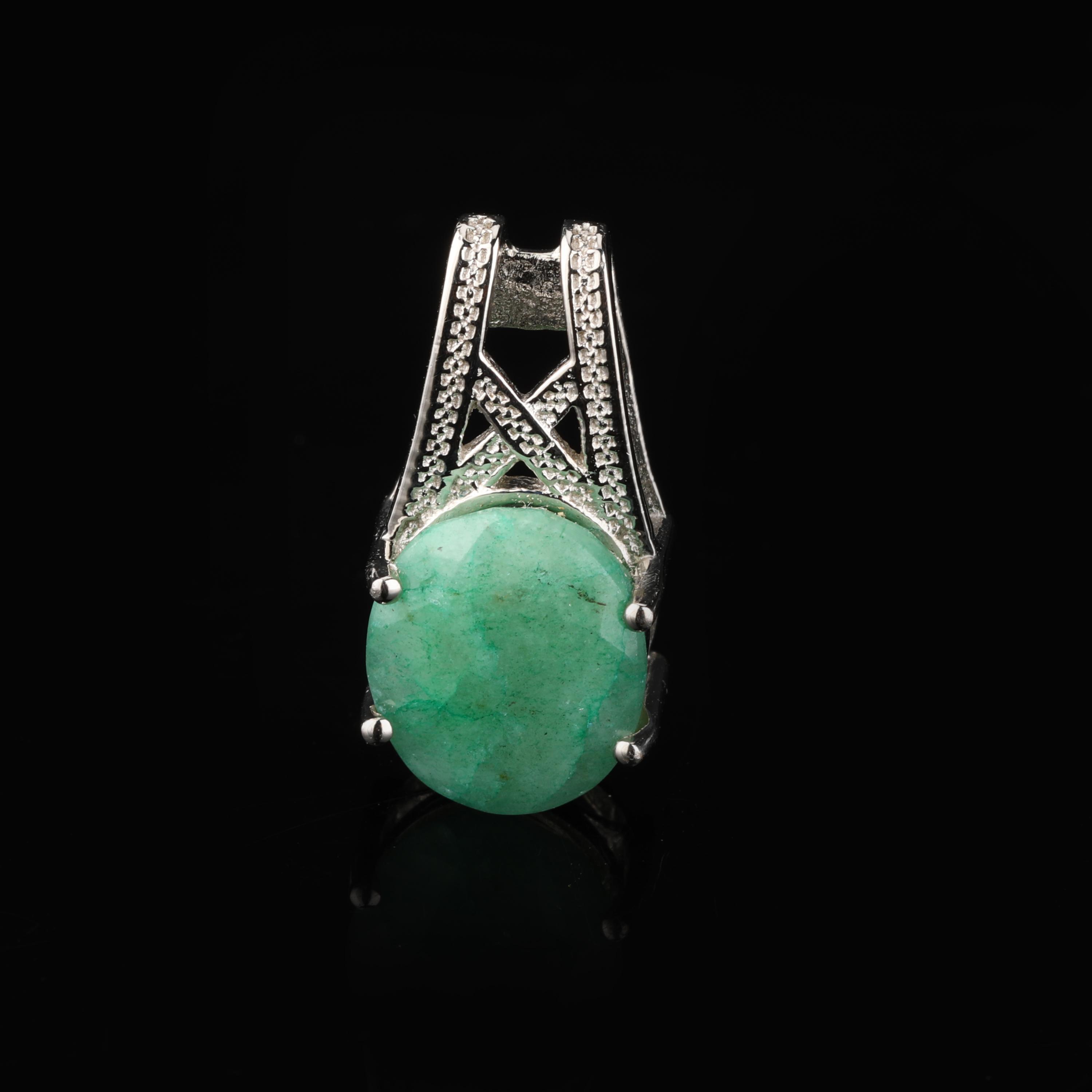 925 Sterling Silver Platinum Plated Dyed Emerald Oval Pendant Handmade Fine Jewelry Gift for Her срібний
925 Sterling Silver Platinum Plated Dyed Emerald Oval Pendant Handmade Fine Jewelry Gift for Her срібний