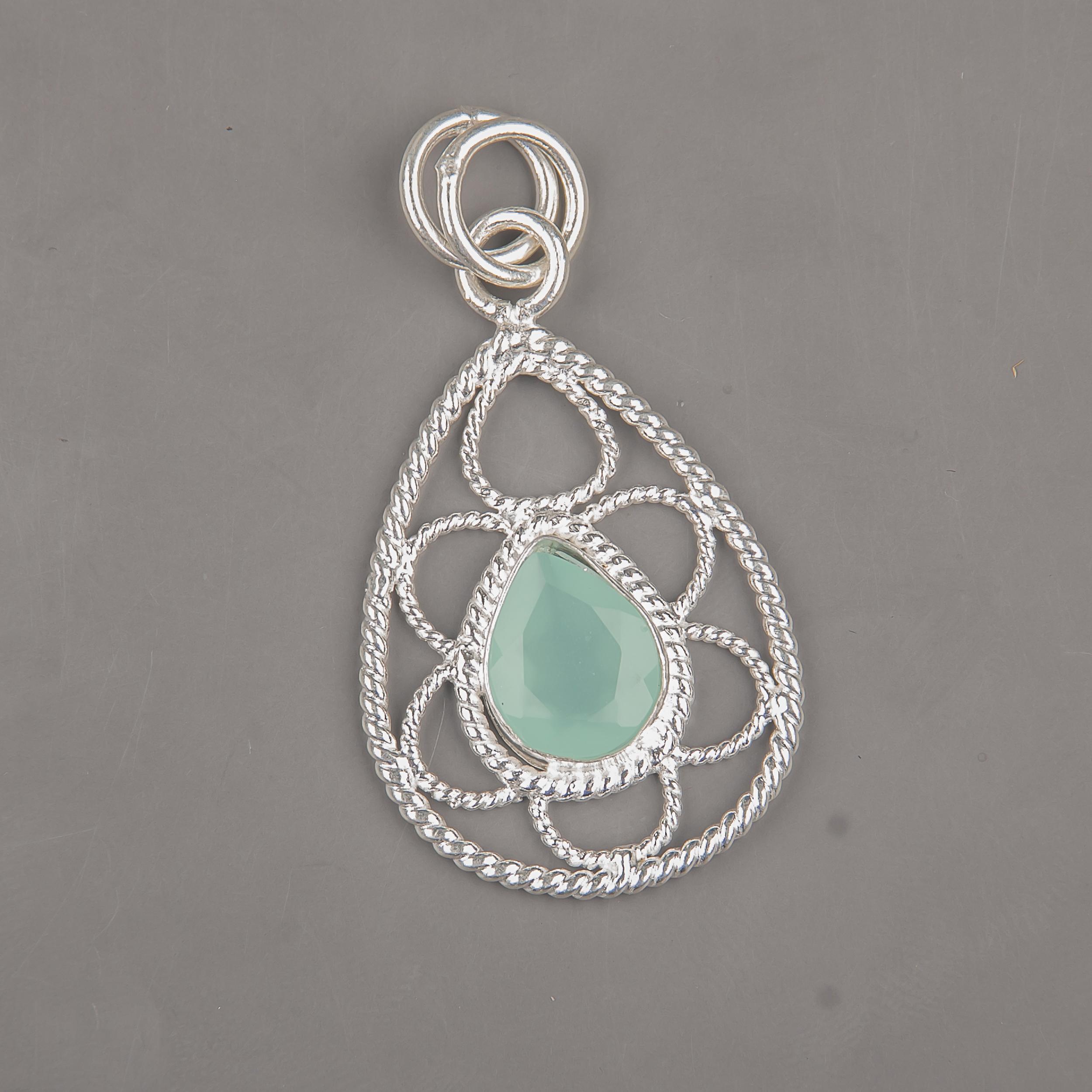 Украшения ручной работы из драгоценных камней Aqua Chalcedony, кулон из стерлингового серебра 925 пробы, уникальный дизайн, для женщин 1.40 Inches синий
Украшения ручной работы из драгоценных камней Aqua Chalcedony, кулон из стерлингового серебра 925 пробы, уникальный дизайн, для женщин 1.40 Inches синий
