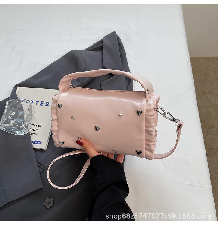 Summer popular pleated small bag women s 2025 new versatile casual messenger bag high-end fashion small square bag tide рожевий
Summer popular pleated small bag women s 2025 new versatile casual messenger bag high-end fashion small square bag tide рожевий