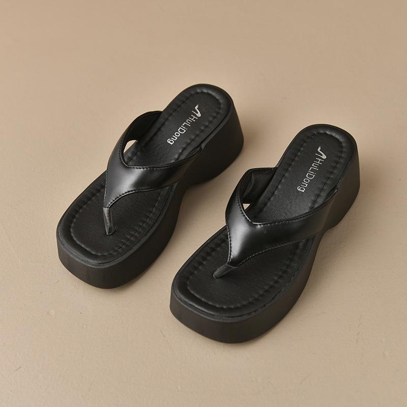 Шлепанцы на толстой подошве, с зажимом для пальцев, для женской летней носки, новые, высокого класса, с юбками, нескользящие пляжные сандалии 40 чёрный
Шлепанцы на толстой подошве, с зажимом для пальцев, для женской летней носки, новые, высокого класса, с юбками, нескользящие пляжные сандалии 40 чёрный