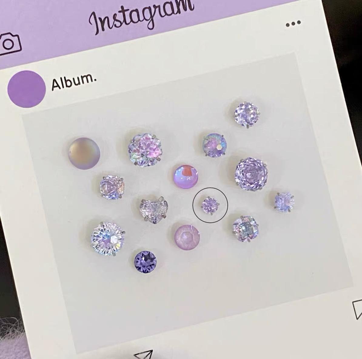 Dreamy Purple Zirconia Stud Earrings - Titanium Steel Cochlea Studs
Dreamy Purple Zirconia Stud Earrings - Titanium Steel Cochlea Studs