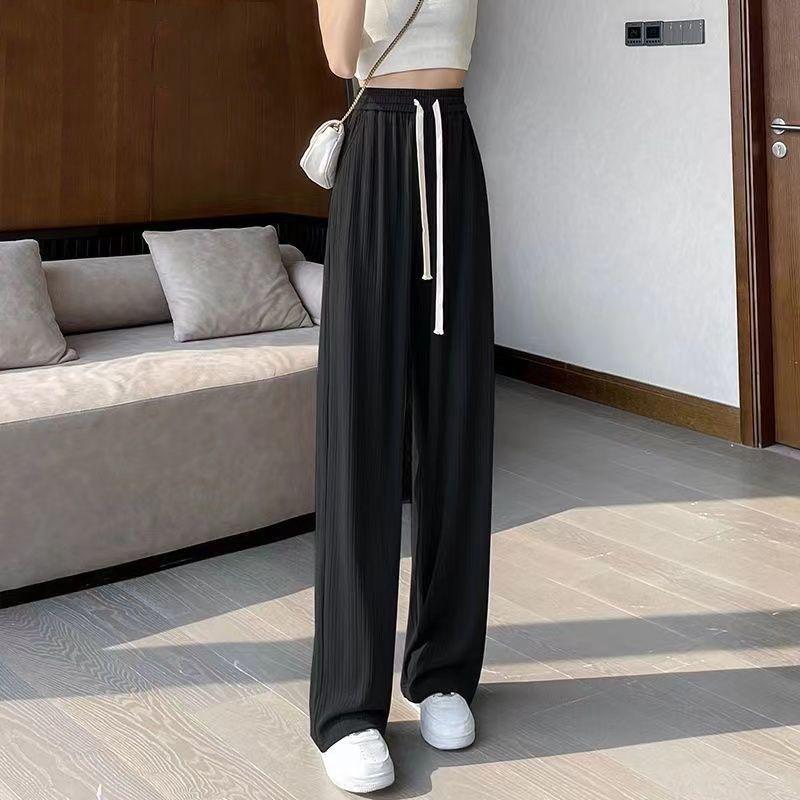 Women s Plus Size Black Wide-Leg Cargo Pants with Lace Pocket Design - Slimming Hip Coverage for Summer. L (85-110 lbs)
Women s Plus Size Black Wide-Leg Cargo Pants with Lace Pocket Design - Slimming Hip Coverage for Summer. L (85-110 lbs)