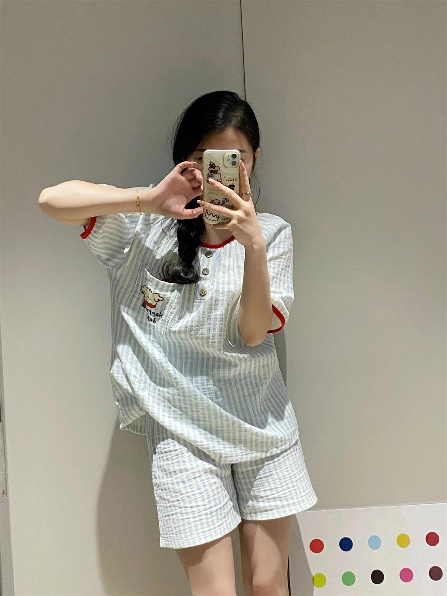 Cartoon soft cute pocket puppy pajamas women s summer short-sleeved shorts red edge two-piece set girls can wear loungewear S
Cartoon soft cute pocket puppy pajamas women s summer short-sleeved shorts red edge two-piece set girls can wear loungewear S