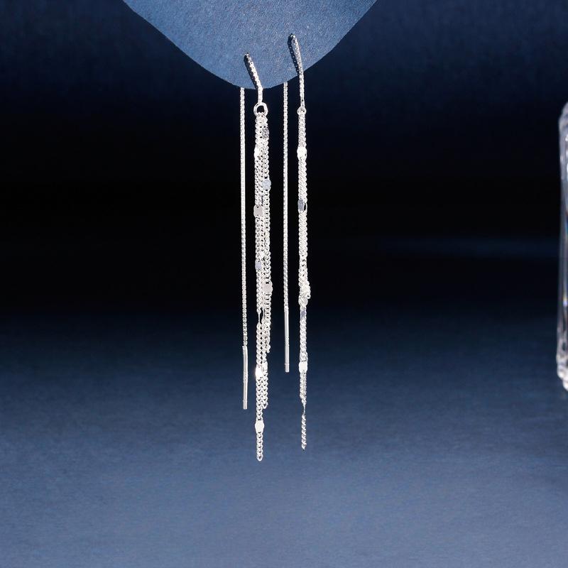 Sequined Fringed Ear Line Women s Simple and Generous Temperament Ins High-end Long Chain Earrings
Sequined Fringed Ear Line Women s Simple and Generous Temperament Ins High-end Long Chain Earrings