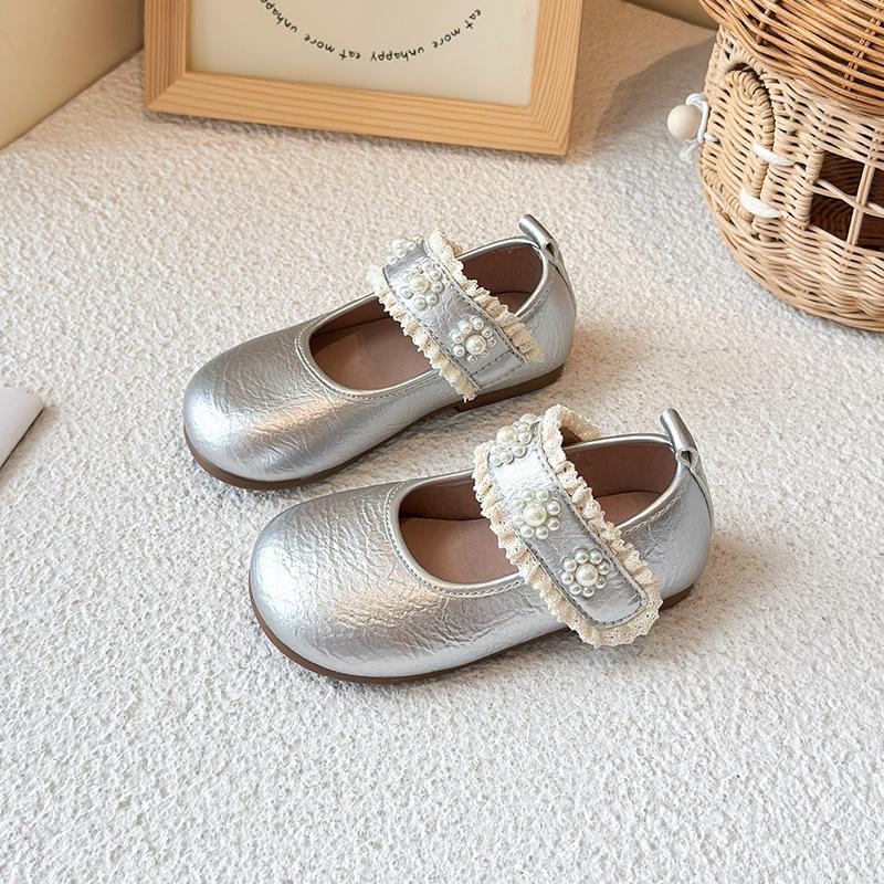 Kids Princess Shoes Round Toes Sweet Pearls Girls Leather Shoes Soft Sole 2025 New Fashion Children Dance Shoes Lace Flats Trend 28 срібний
Kids Princess Shoes Round Toes Sweet Pearls Girls Leather Shoes Soft Sole 2025 New Fashion Children Dance Shoes Lace Flats Trend 28 срібний