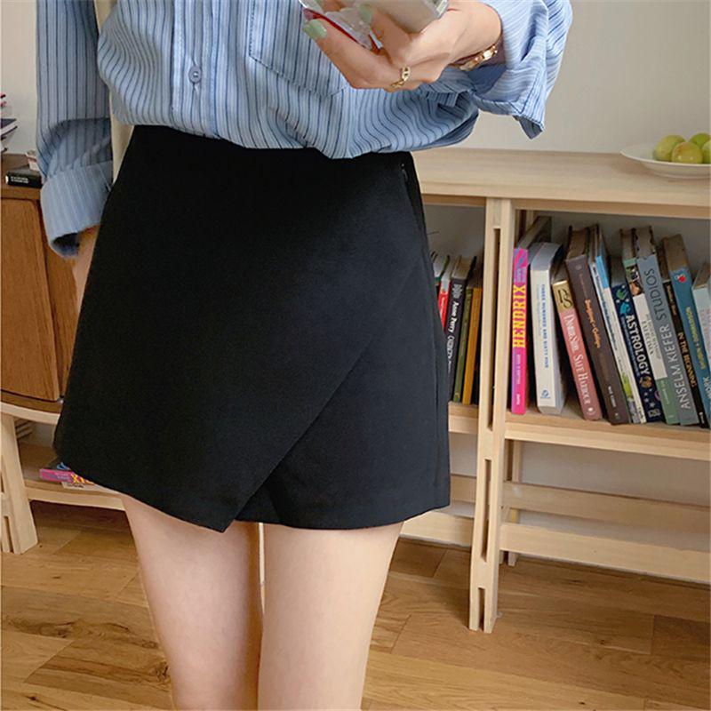 Женские серые шорты-юбка с высокой посадкой и нерегулярным разрезом S (81-90 lbs)
Женские серые шорты-юбка с высокой посадкой и нерегулярным разрезом S (81-90 lbs)