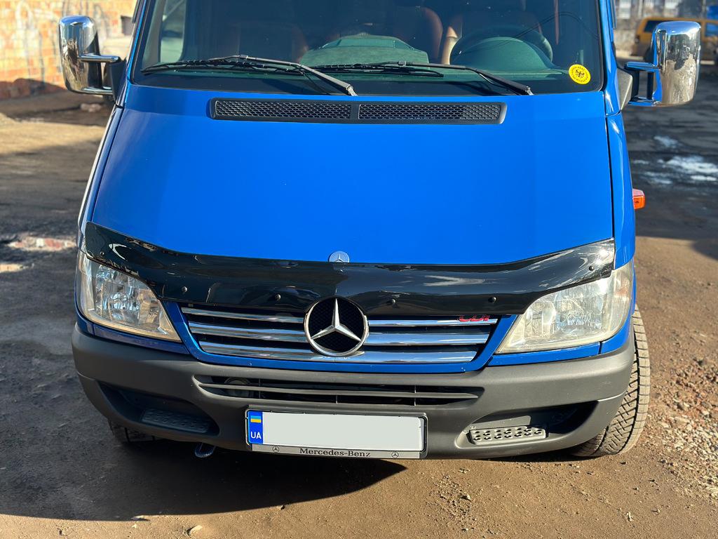 Дефлектор капота 2000-2006 (EuroCap) для Mercedes Sprinter W901/902/903/904/905 
Дефлектор капота 2000-2006 (EuroCap) для Mercedes Sprinter W901/902/903/904/905
