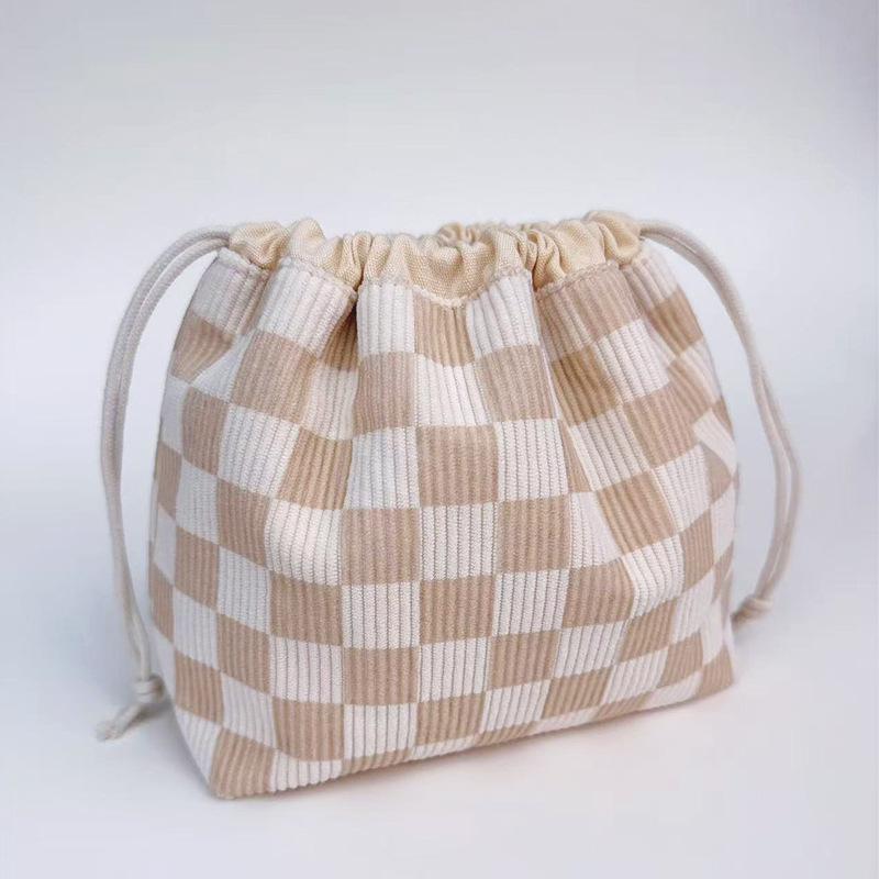 Large Capacity Cute Drawstring Makeup Bag - Portable & Simple Travel Storage
Large Capacity Cute Drawstring Makeup Bag - Portable & Simple Travel Storage