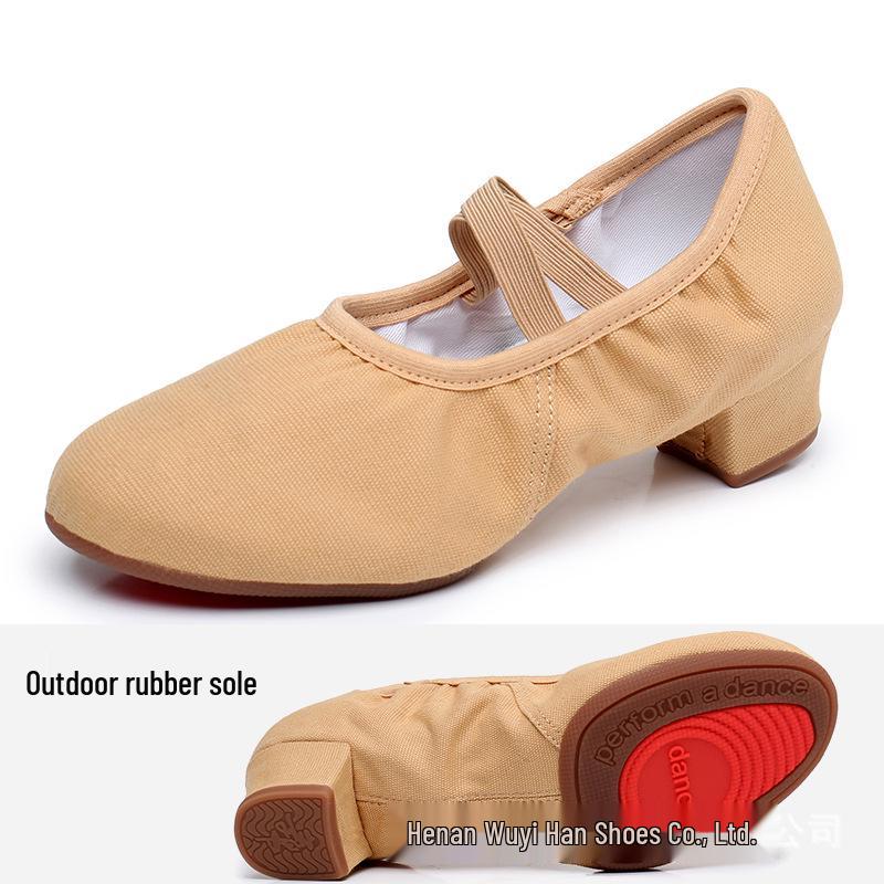 Женские танцевальные туфли с мягкой подошвой для балета, танца живота и йоги 41
Женские танцевальные туфли с мягкой подошвой для балета, танца живота и йоги 41