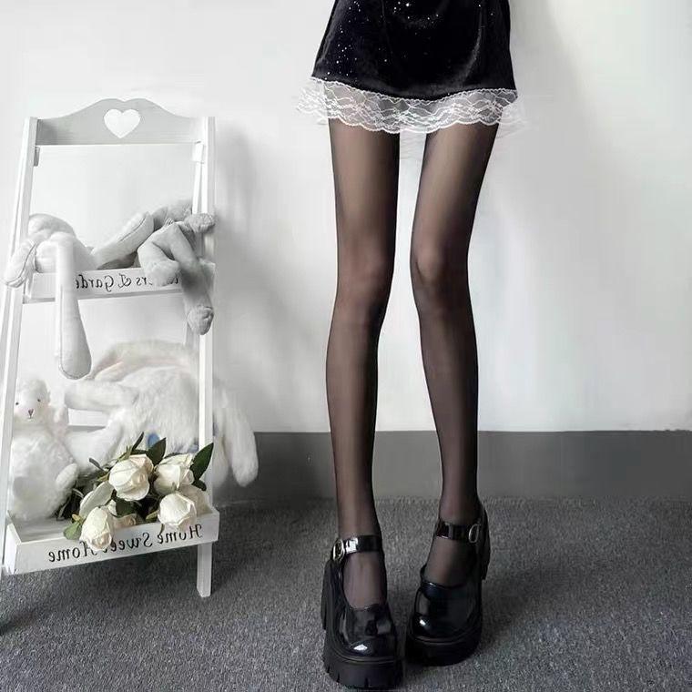Women s thin anti-snag stockings for spring and autumn, ultra-thin invisible fully transparent black stockings, plus size one-piece pantyhose Average Size
Women s thin anti-snag stockings for spring and autumn, ultra-thin invisible fully transparent black stockings, plus size one-piece pantyhose Average Size