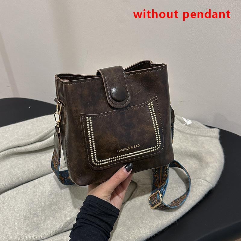 Винтажные Простые Сумки-Ведра из Искусственной Кожи Crossbody для Женщин Роскошная Дизайнерская Сумка Леди Черная Сумка на Плечо as the picture
Винтажные Простые Сумки-Ведра из Искусственной Кожи Crossbody для Женщин Роскошная Дизайнерская Сумка Леди Черная Сумка на Плечо as the picture