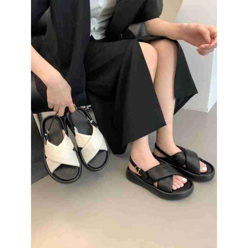 Platform cross sandals women s fashion versatile one-button open-toe casual fashion muffin shoes 35 чёрный
Platform cross sandals women s fashion versatile one-button open-toe casual fashion muffin shoes 35 чёрный