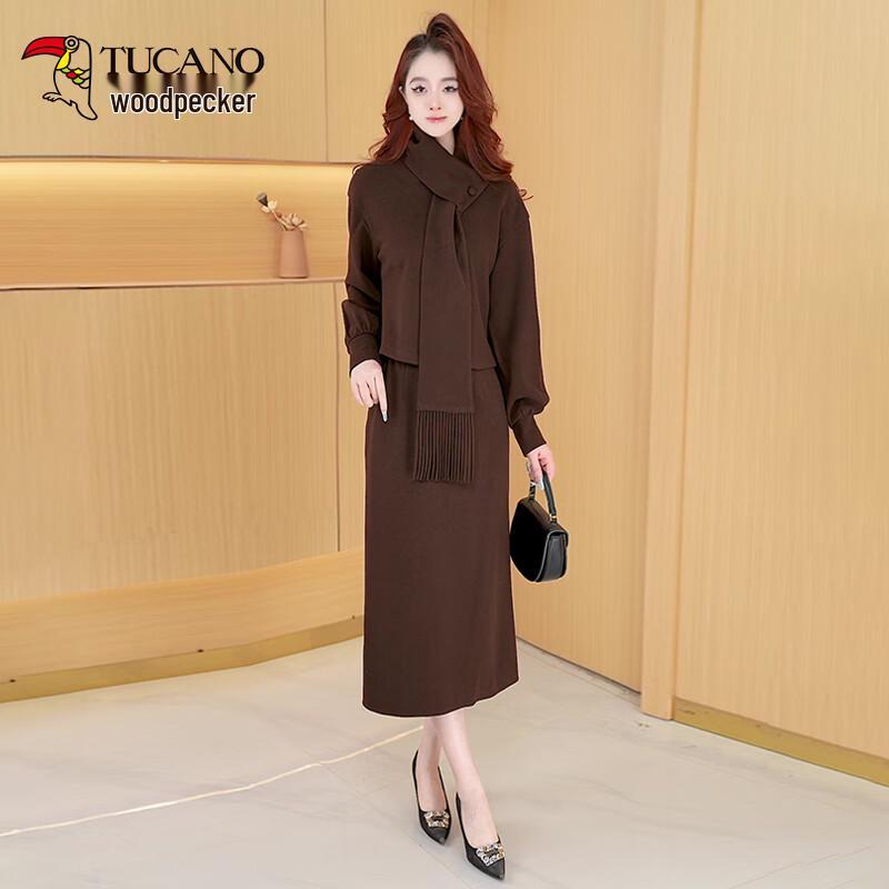 Elegant Women s Three-Piece Skirt Set with Scarf L
Elegant Women s Three-Piece Skirt Set with Scarf L