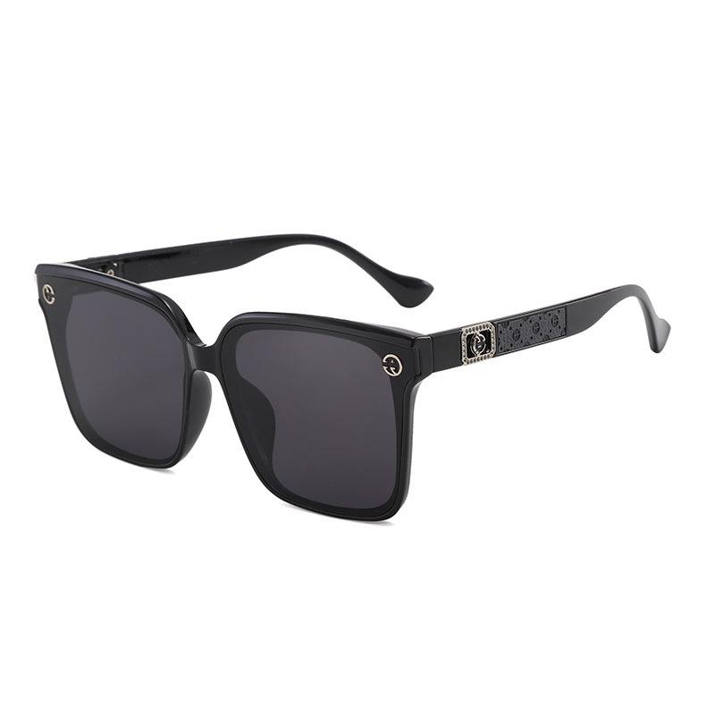 New advanced feeling box, big face and slim mountain climbing driving anti-ultraviolet sunglasses чорний
New advanced feeling box, big face and slim mountain climbing driving anti-ultraviolet sunglasses чорний