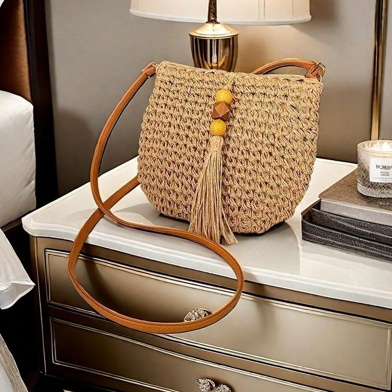 Women Beach Shoulder Purse All-Match Handbag Small Straw Crossbody Bag With Tassel Weave Clutch Bag Solid Color Bag
Women Beach Shoulder Purse All-Match Handbag Small Straw Crossbody Bag With Tassel Weave Clutch Bag Solid Color Bag