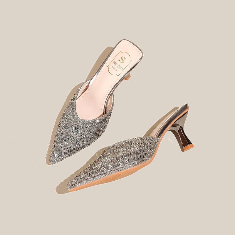 Туфли-мюли со стразами, женская летняя мода, остроносые туфли-стилет, женская обувь 2025, новые сандалии, женские туфли на высоком каблуке, с закрытым носком, полумюли 43
Туфли-мюли со стразами, женская летняя мода, остроносые туфли-стилет, женская обувь 2025, новые сандалии, женские туфли на высоком каблуке, с закрытым носком, полумюли 43