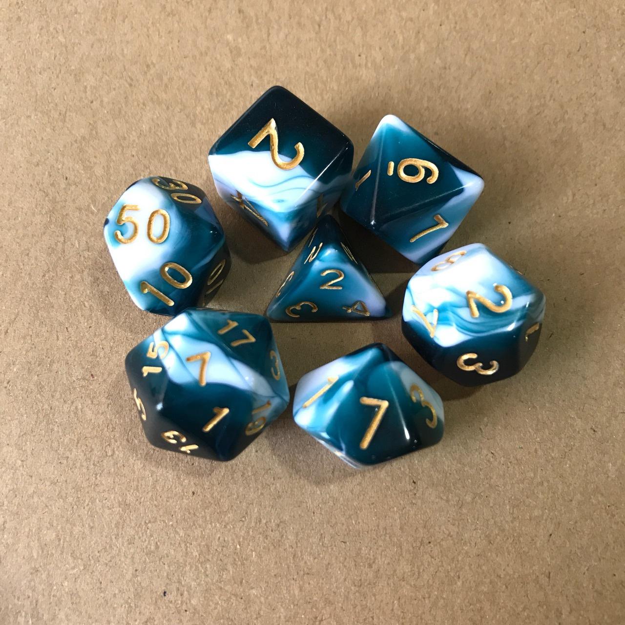 7Pcs/Lot Resin Multifaceted Dice D&D D4 D6 D8 D10 D% D12 D20 Polyhedral TRPG Games Настільна гра Dice 327
7Pcs/Lot Resin Multifaceted Dice D&D D4 D6 D8 D10 D% D12 D20 Polyhedral TRPG Games Настільна гра Dice 327