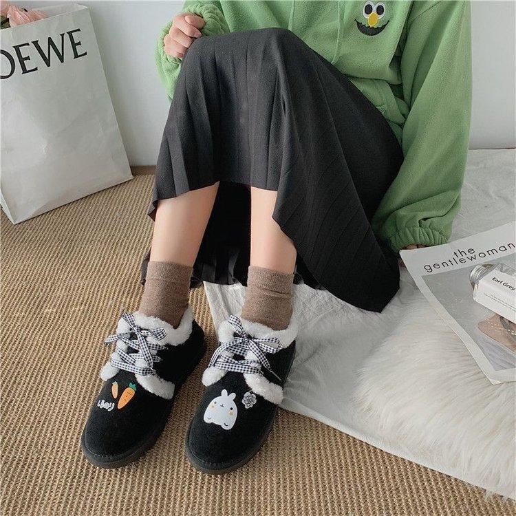 Thick velvet warm snow boots women s winter lazy one-pedal cotton boots flat-soled maternity shoes non-slip fluffy cotton shoes 35 чорний
Thick velvet warm snow boots women s winter lazy one-pedal cotton boots flat-soled maternity shoes non-slip fluffy cotton shoes 35 чорний