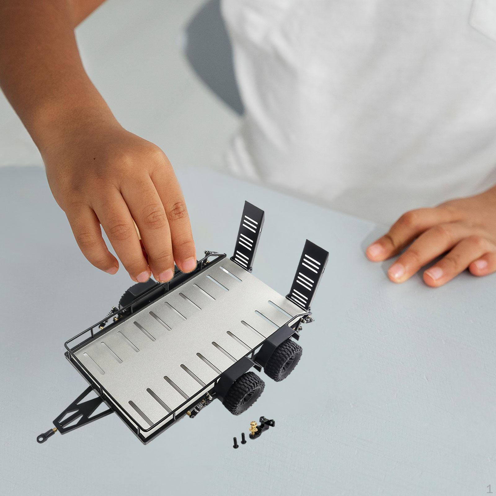 1/18 Модель автомобіля на радіоуправлінні з комплектом шин, запасними частинами та аксесуарами червоний
1/18 Модель автомобіля на радіоуправлінні з комплектом шин, запасними частинами та аксесуарами червоний