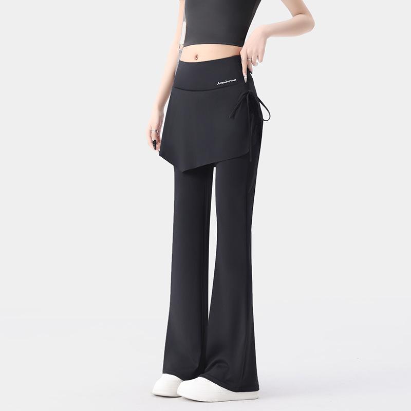Douyin Style High Waist Slimming Yoga Skirt-Pants: Flare Design, Butt Lifting, Tight Fit, Anti-Exposure Fitness Wear. M (80-105 lbs)
Douyin Style High Waist Slimming Yoga Skirt-Pants: Flare Design, Butt Lifting, Tight Fit, Anti-Exposure Fitness Wear. M (80-105 lbs)