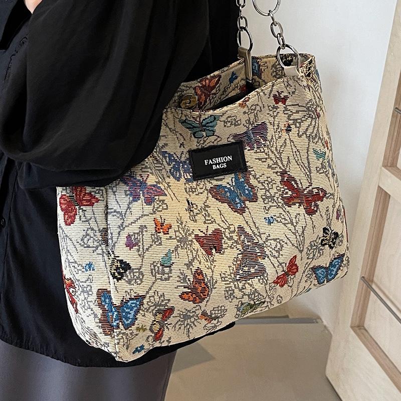 Premium sense niche bag women s 2025 new trendy fashion armpit bag ins college student class shoulder handbag белый
Premium sense niche bag women s 2025 new trendy fashion armpit bag ins college student class shoulder handbag белый