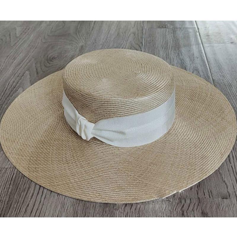 Designer Custom Fashion High Quality Sisal Grass Straw Hats For Women Bow Ribbon Big Wide Brim Casual Flat Top Cap Chapeau Femme 54-58cm білий
Designer Custom Fashion High Quality Sisal Grass Straw Hats For Women Bow Ribbon Big Wide Brim Casual Flat Top Cap Chapeau Femme 54-58cm білий