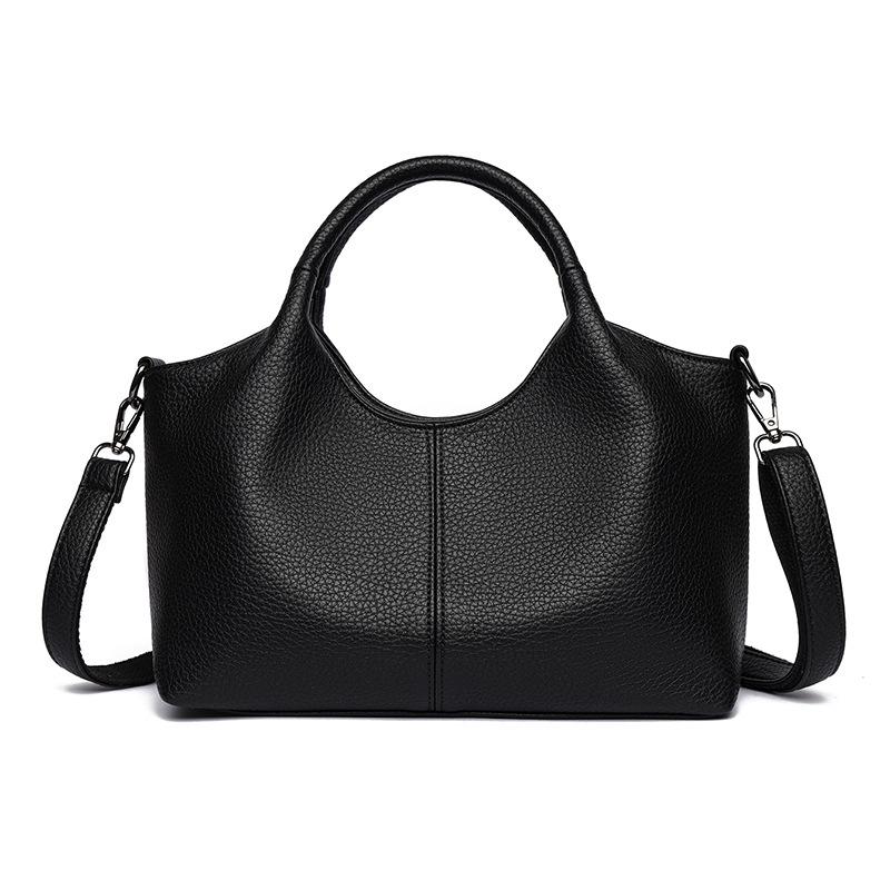 A Fashionable Handbag for Women A Single-shoulder Bag A Crossbody Bag with A Large Capacity for Commuting чорний
A Fashionable Handbag for Women A Single-shoulder Bag A Crossbody Bag with A Large Capacity for Commuting чорний